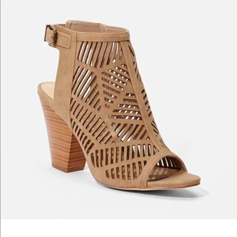 Justfab coral‎ dress heeled sandals taupe color 9.5